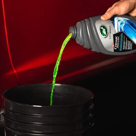 Turtle Wax Hybrid Solutions Ceramic Wash and Wax​