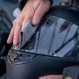 NIGRIN Moto-Bike Helm- und Visier-Reiniger für Motorrad mit очиститель антизапотеватель для стекла мото- и вело- шлема (Германия) 50 мл, изображение 6