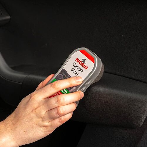 NIGRIN Cockpit-Glanz Silikonschwamm аппликатор для пластика с глянцевой пропиткой, изображение 4