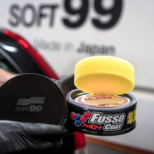 SOFT99 Fusso Coat 12 Months Protection Black долговременный воск для темных автомобилей  200 г, изображение 7