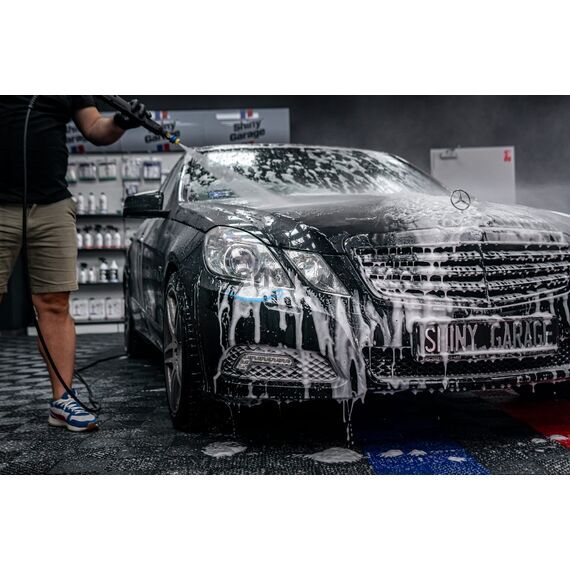 Shiny Garage Sleek Premium Shampoo премиум автошампунь для ручной мойки 5 л, Объем: 5 л, Запах: Kiwi, изображение 3 Shiny Garage Sleek Premium Shampoo премиум автошампунь для ручной мойки 5 л, Объем: 5 л, Запах: Kiwi, изображение 3